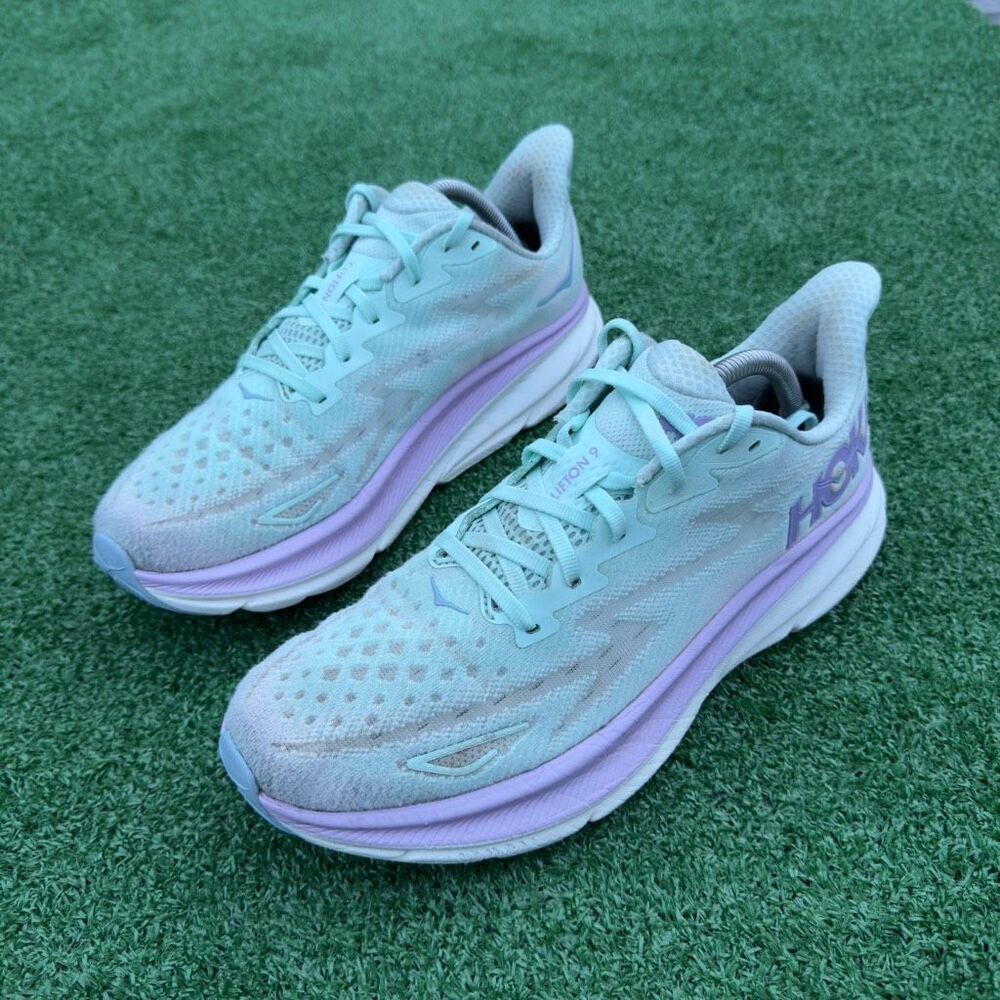 HOKA ONE ONE CLIFTON 9 - Women’s Running Shoes - SIZE 11B - Picture 2 of 10